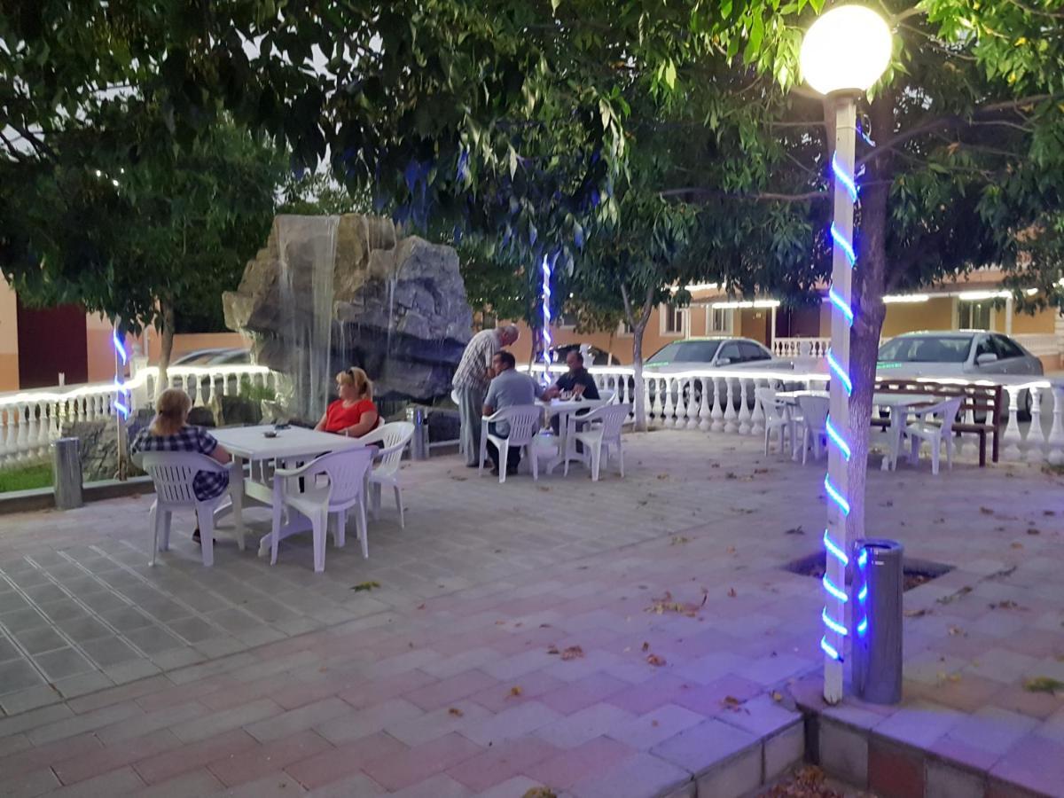 Hotel Selika Rustavi  Ngoại thất bức ảnh
